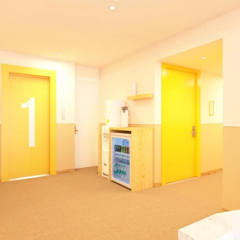 Bloom Hotel - Koregaon Park