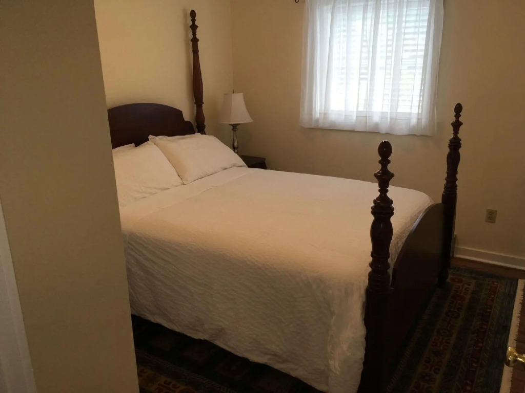 The Tawsty Flower Bed & Breakfast