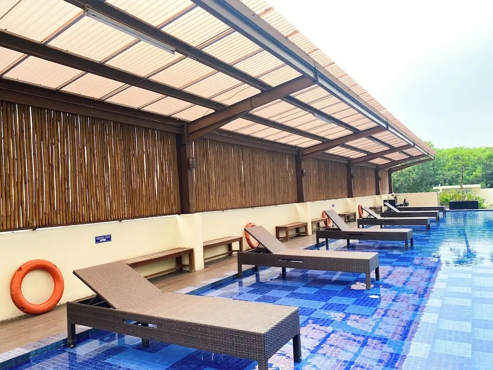 Spacious and Comfort Studio Apartment at Azalea Suites
