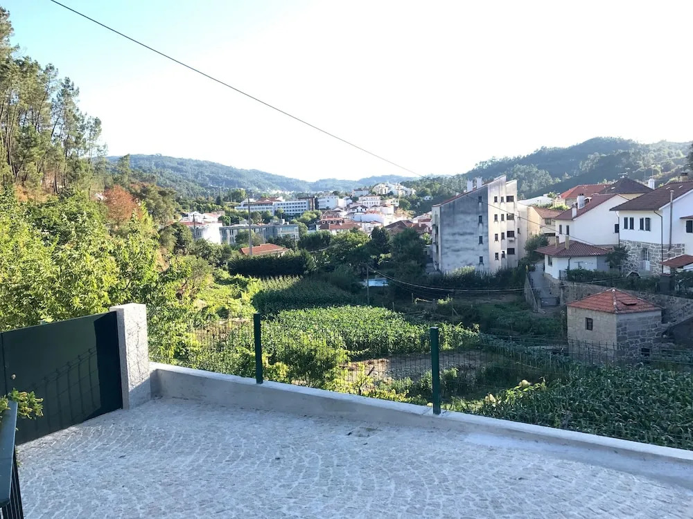Casa da Ponte Velha