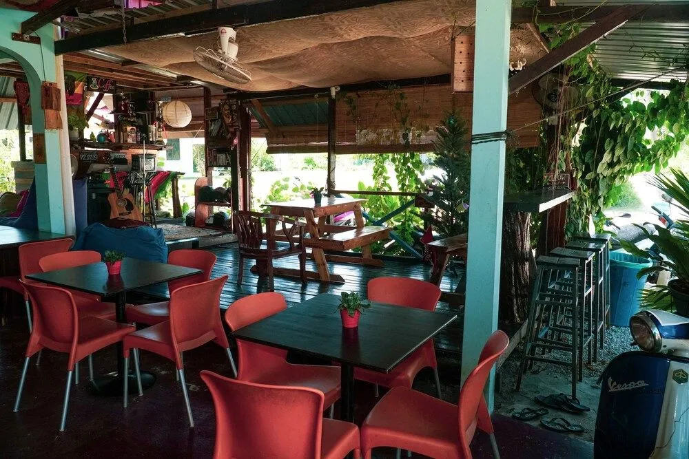 Indiana Cafe and Beds