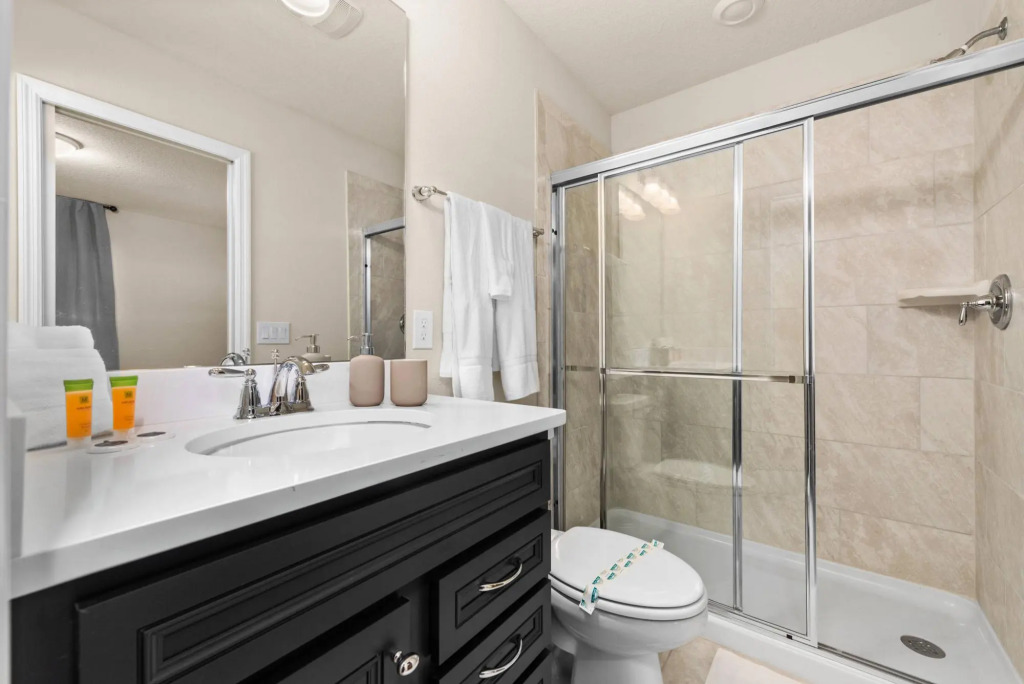 Brand New Windsor Island 5 Suites