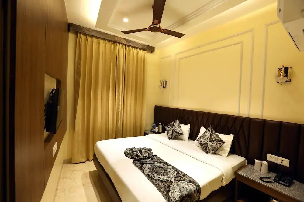 Hotel GC Grand Inn By J R GROUP OF HOTELS