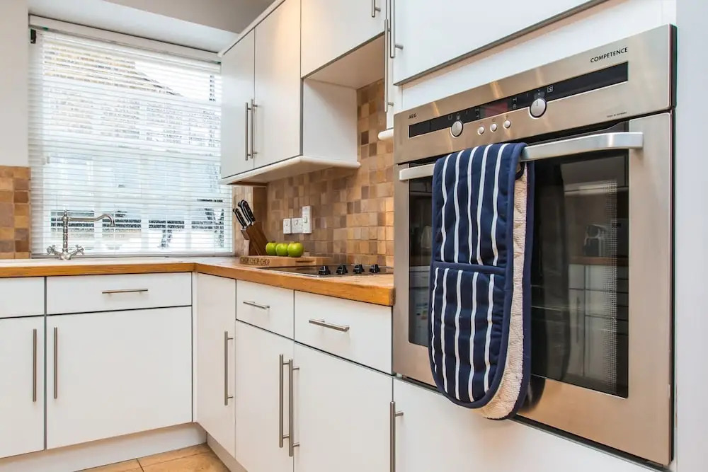 Audley Street Apartment