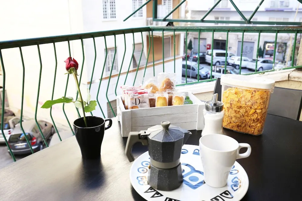 Cuma Suites