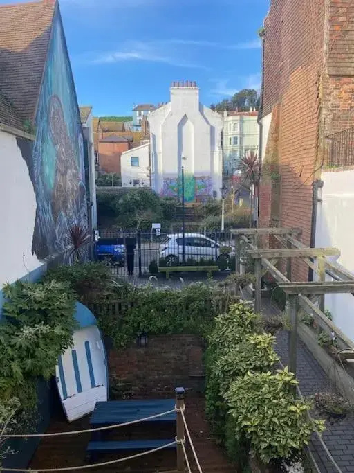 55 High Street - Designer House by Sea