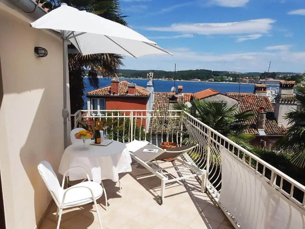Sea View House