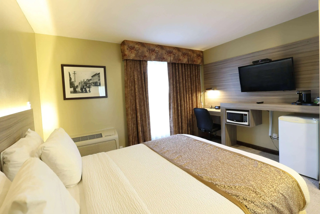 Days Inn by Wyndham Surrey