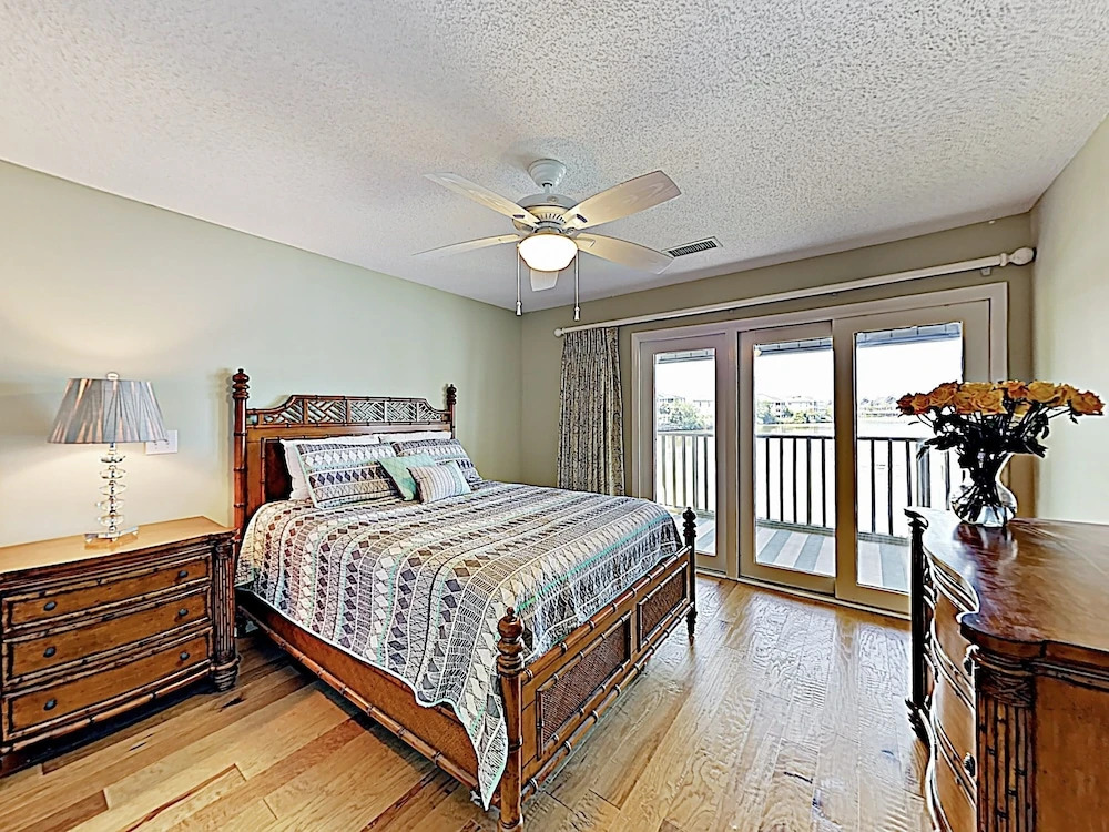 New Listing! Litchfield Near Ocean 3 Bedroom Condo