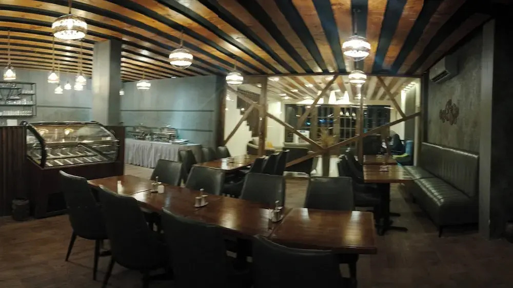 Lagoon Lodge
