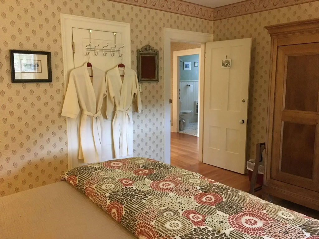 Dream House Country Inn