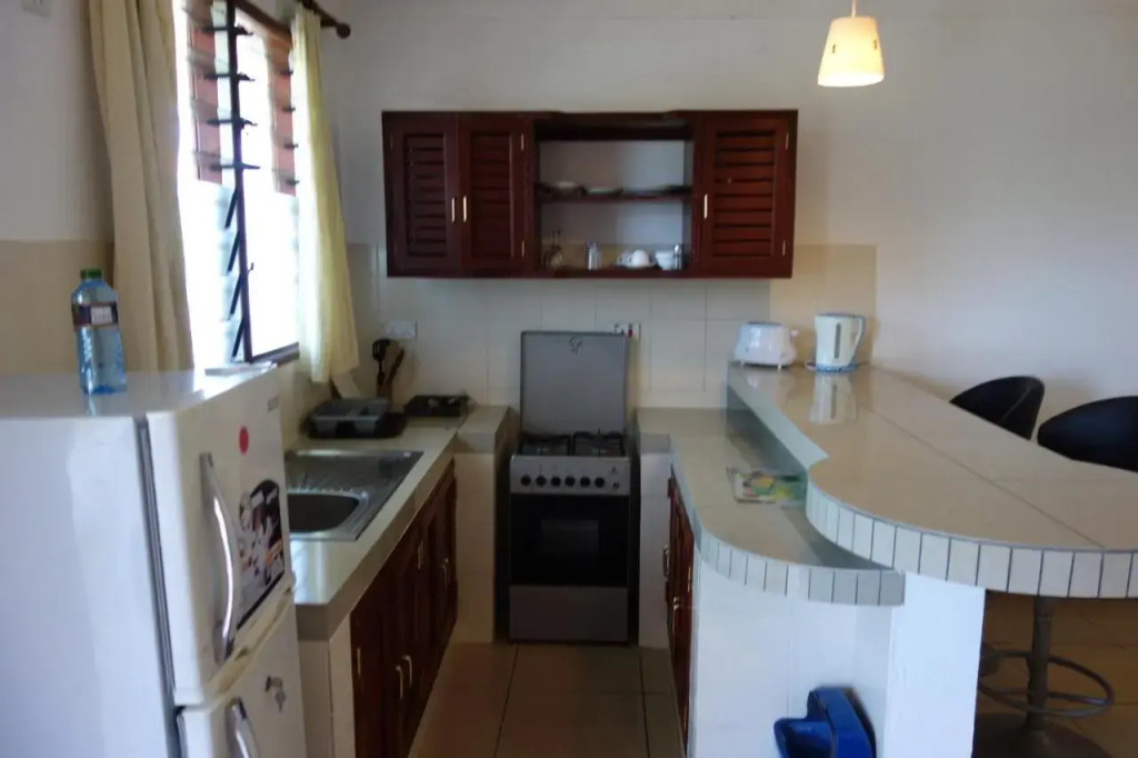 Diani Star Beds