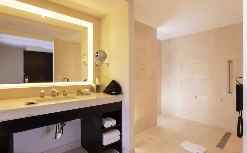 Doubletree By Hilton Toluca