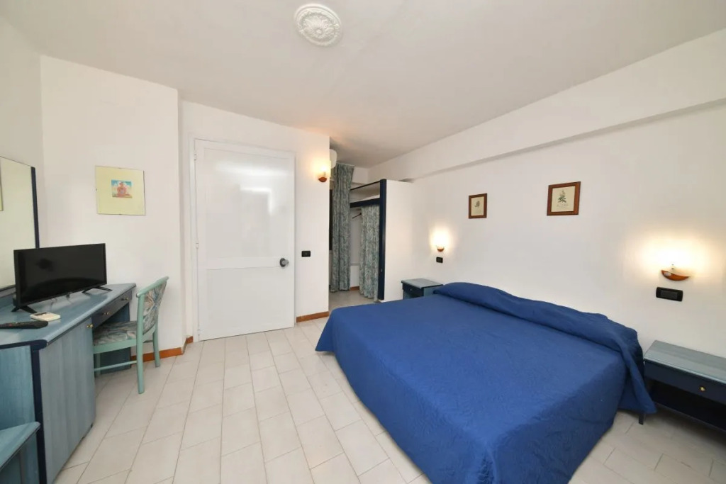 Hotel Antares