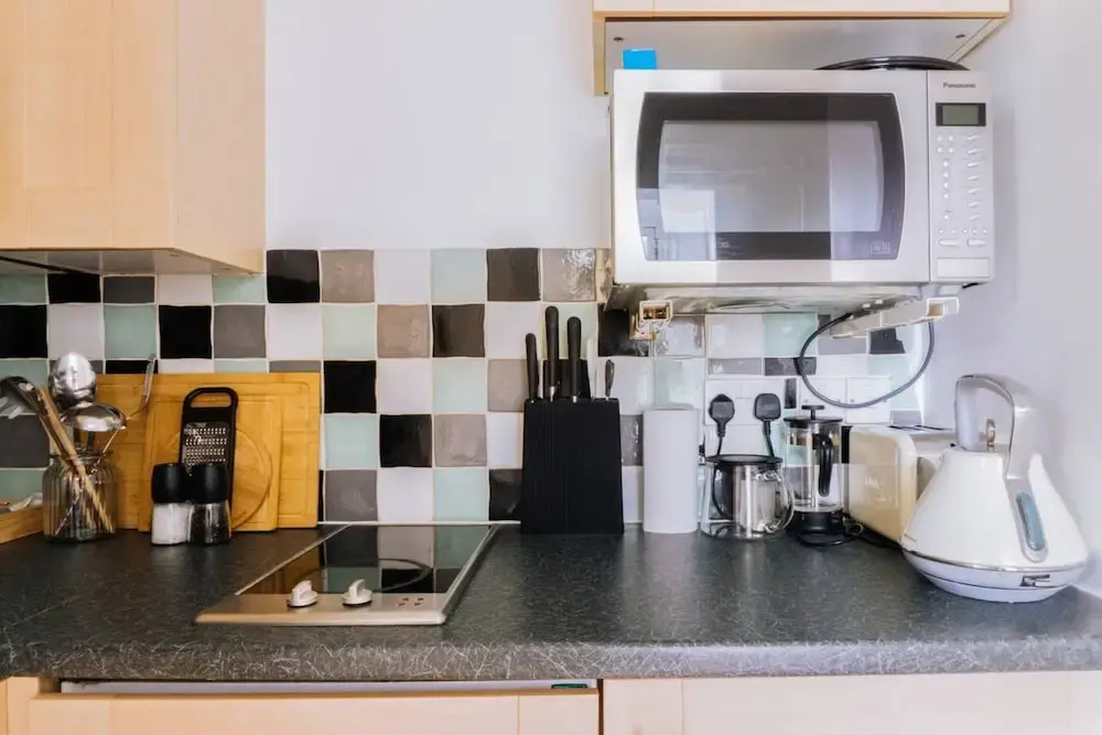 Cosy 1 Bedroom Apartment Right Beside Holyrood Park