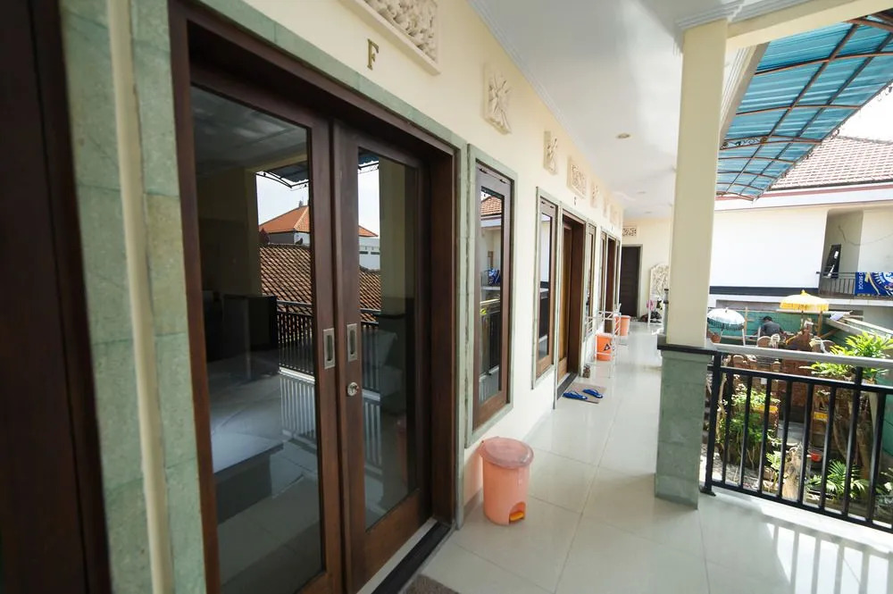 艾里巴厘岛丹帕沙西玛尔加帕玛扬酒店(Airy Denpasar Barat Margapadmayana Bali)