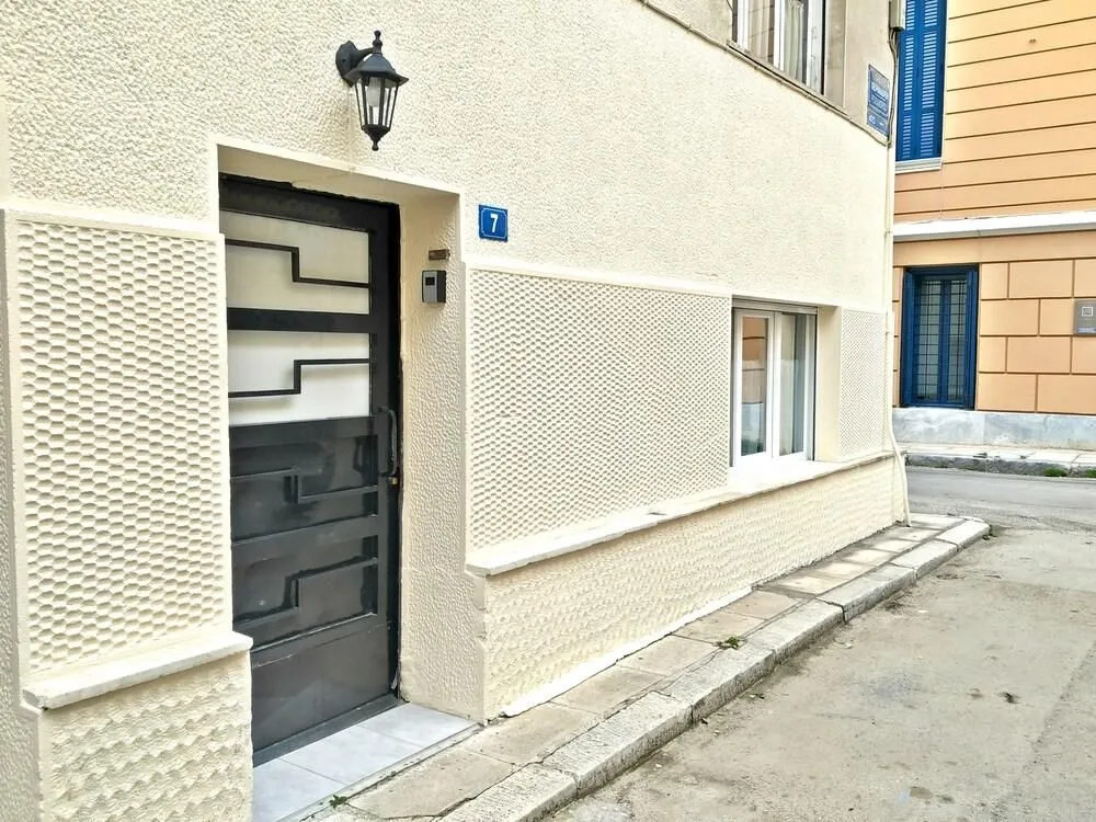 IPELHOME - Plaka Boutique Apartments