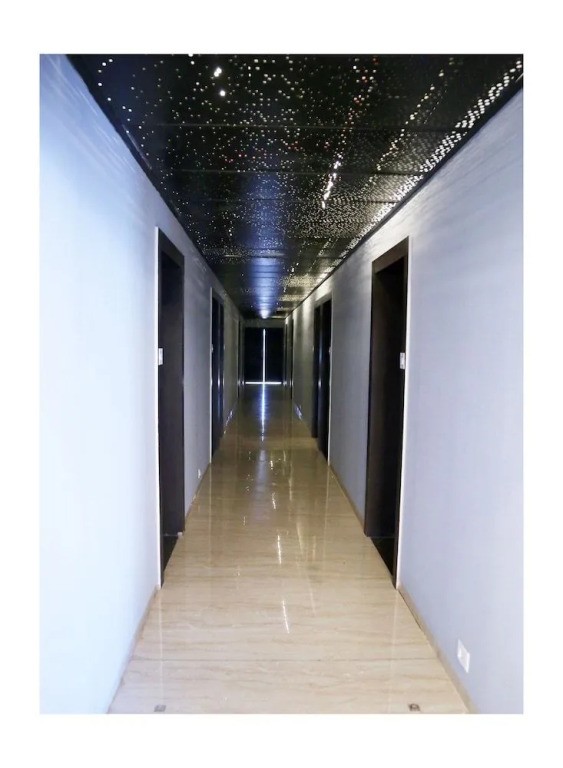 Hotel Piyush Inn