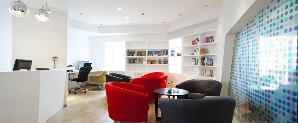 Locca Service Apartment