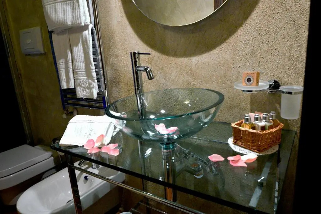 Robur Marsorum Albergo Diffuso
