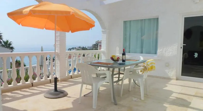 Villas Nerjazul - Las Brisas