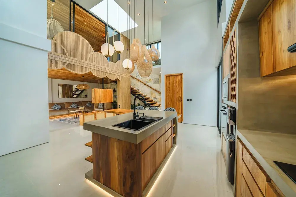 Villa Arunika - Stylish tropical 2BR Villa close to Nyanyi beach