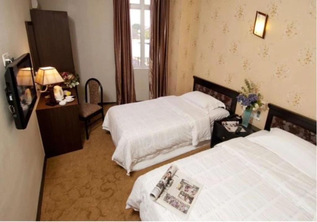 OYO 518 Hotel S bee