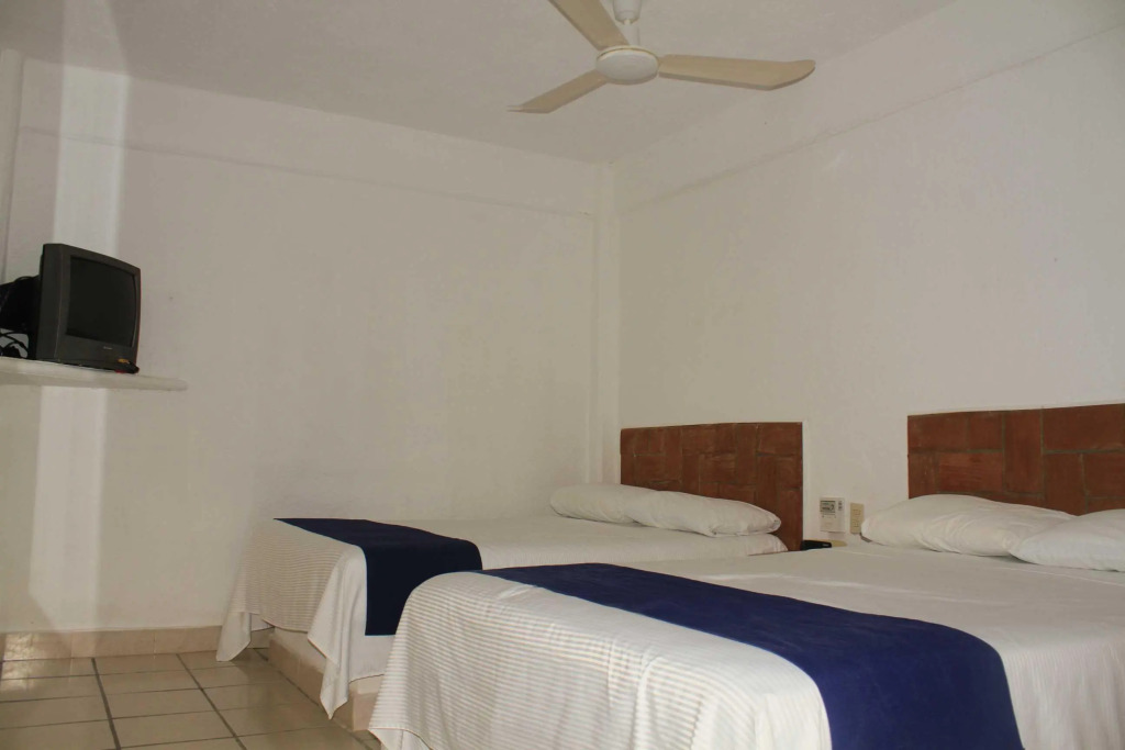 Best Night La Laguna Hotel