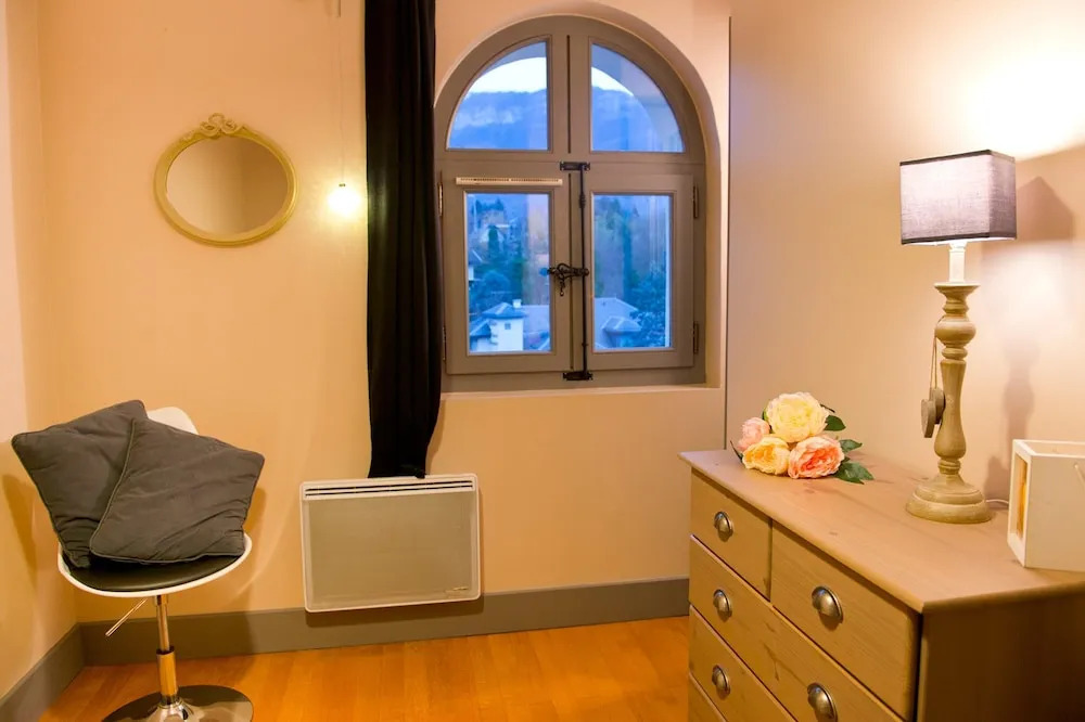 House With 2 Bedrooms in Aix-les-bains, With Wifi - 2 km From the Beac