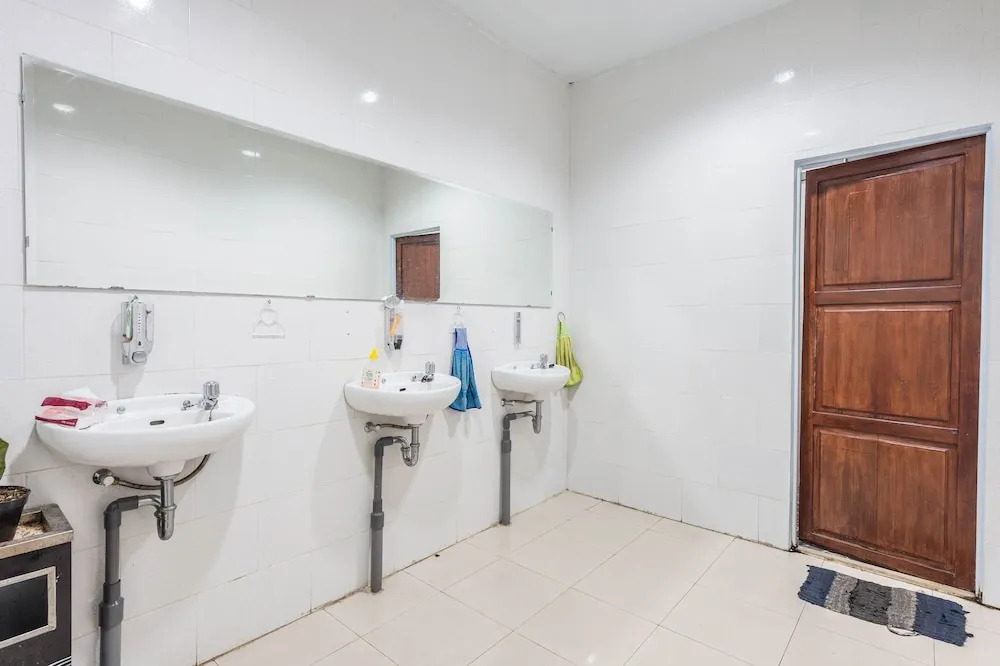 Airy Singkawang Tengah Salam Diman 129
