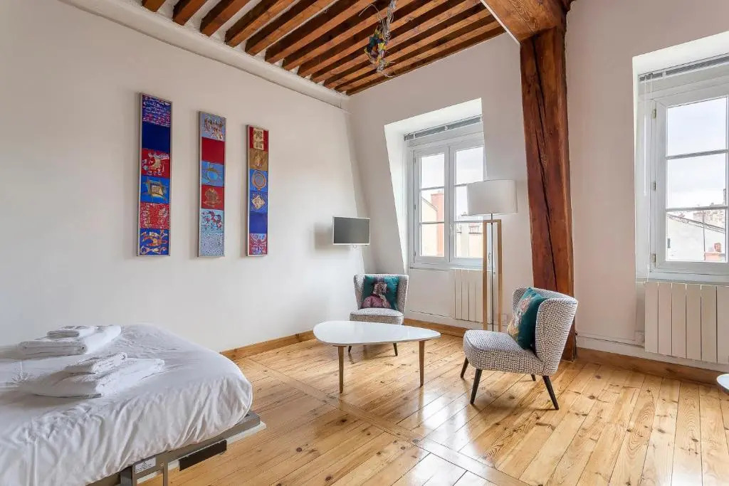 Janis - Studio vue sur les toits de Lyon - Appartement 2beapart