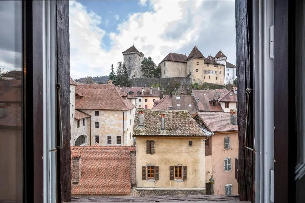 Le Toit du Palais de l'Isle - Studio with stunning views