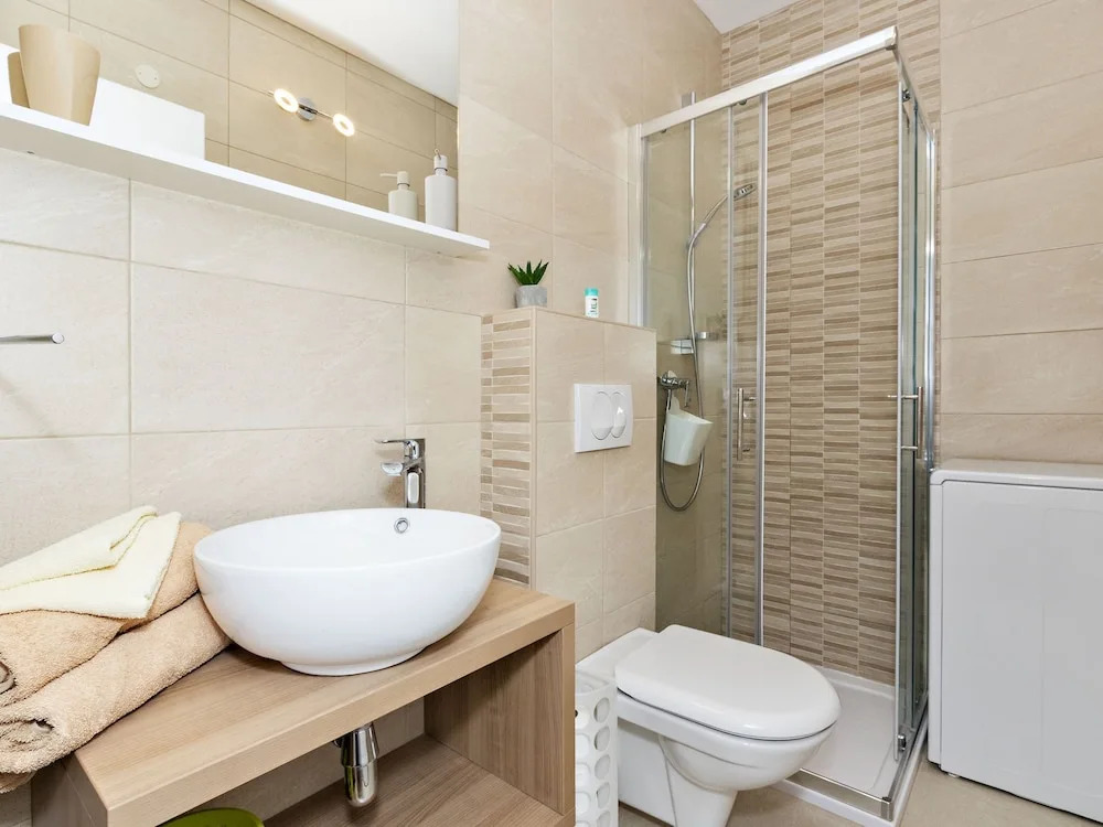 Modern Apartment with Seaview, Private Terrace And Pool,Only 150m From the Beach