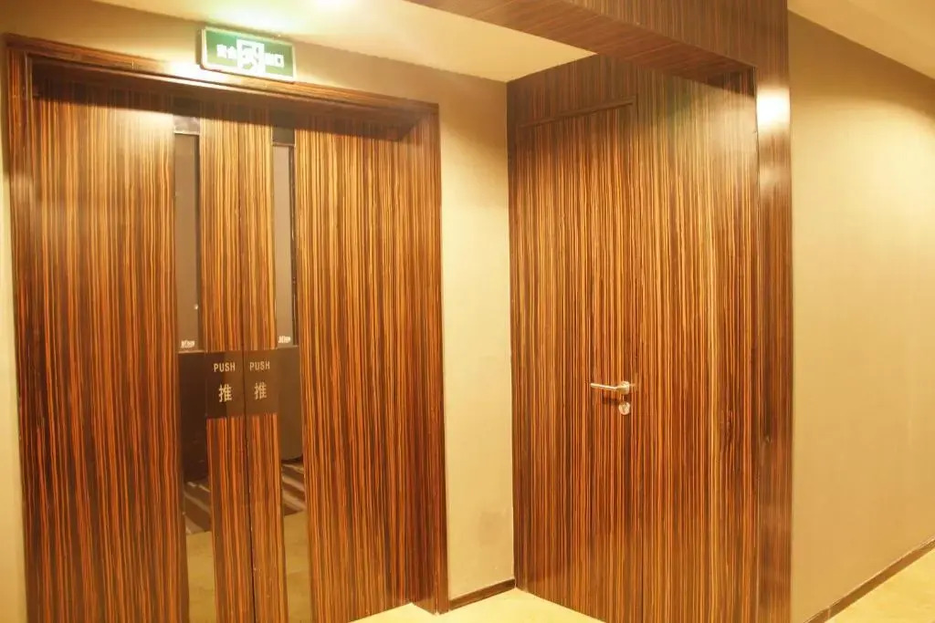 Checkinn International Apartment (GuangZhou PaZhou Poly World Trade Branch)