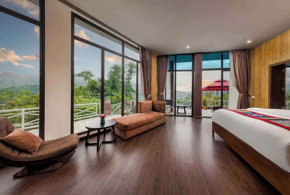 JK Sapa Homestay & Swimming Pool