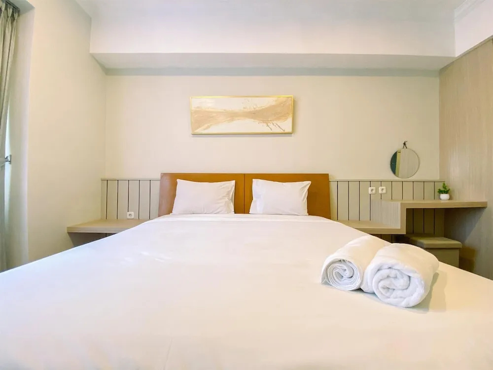 Cozy 2 Bedrooms Sudirman Tower Apartment by Travelio