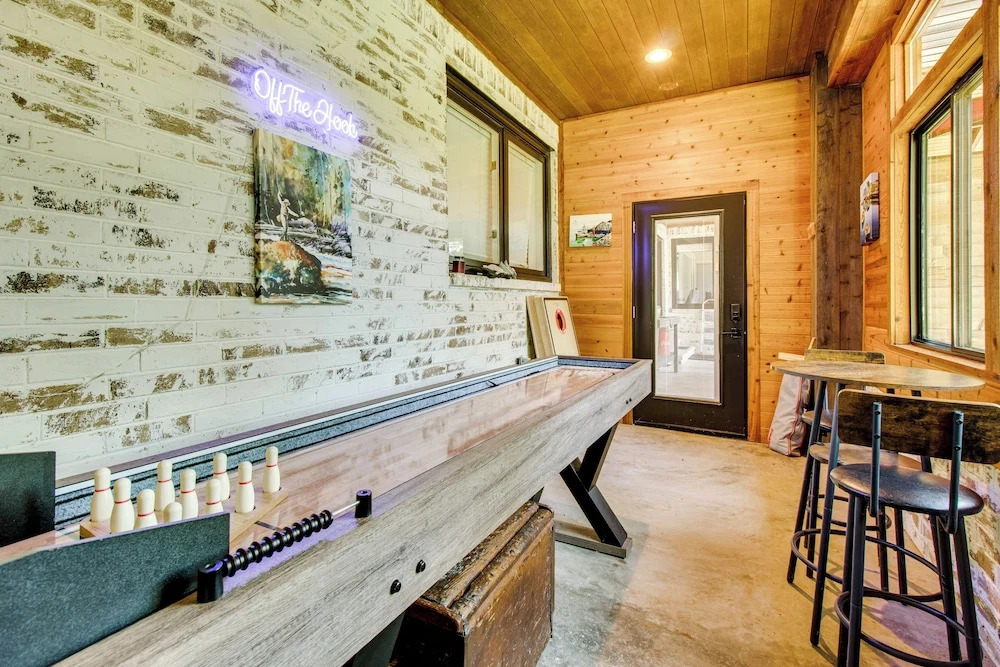 Cotter Home w/ Direct Access to White River!