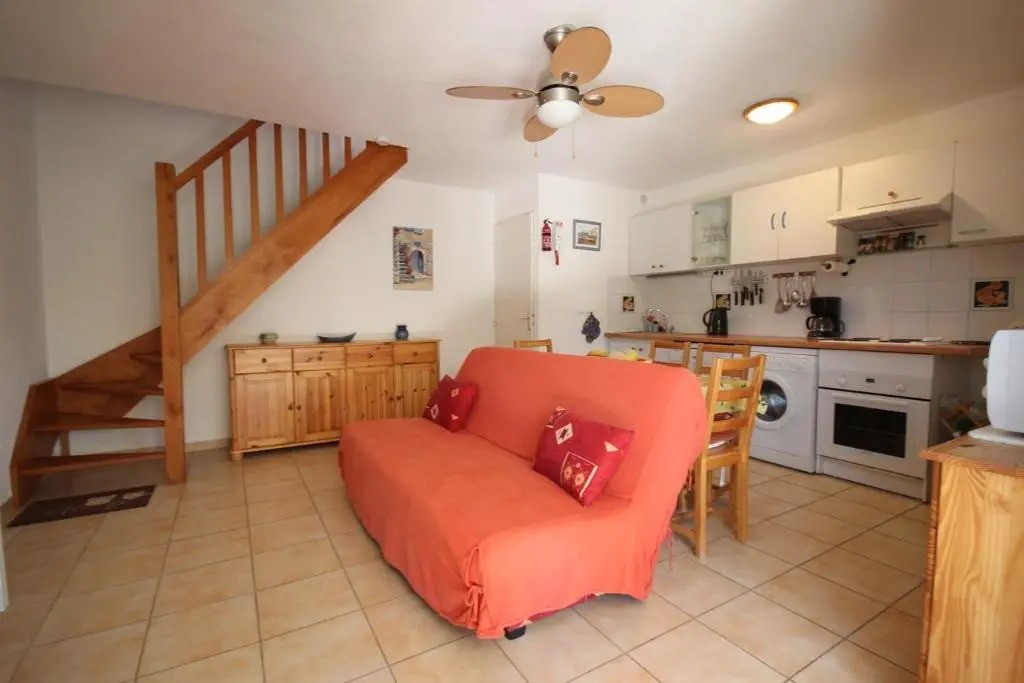 Belle villa 2 chambres dans résidence sécurisée avec piscine commune 800m de la mer Un vrai Havre de Paix LRCS116