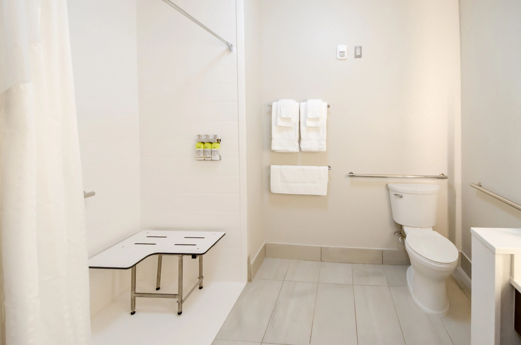 Holiday Inn Express & Suites Taylor by IHG