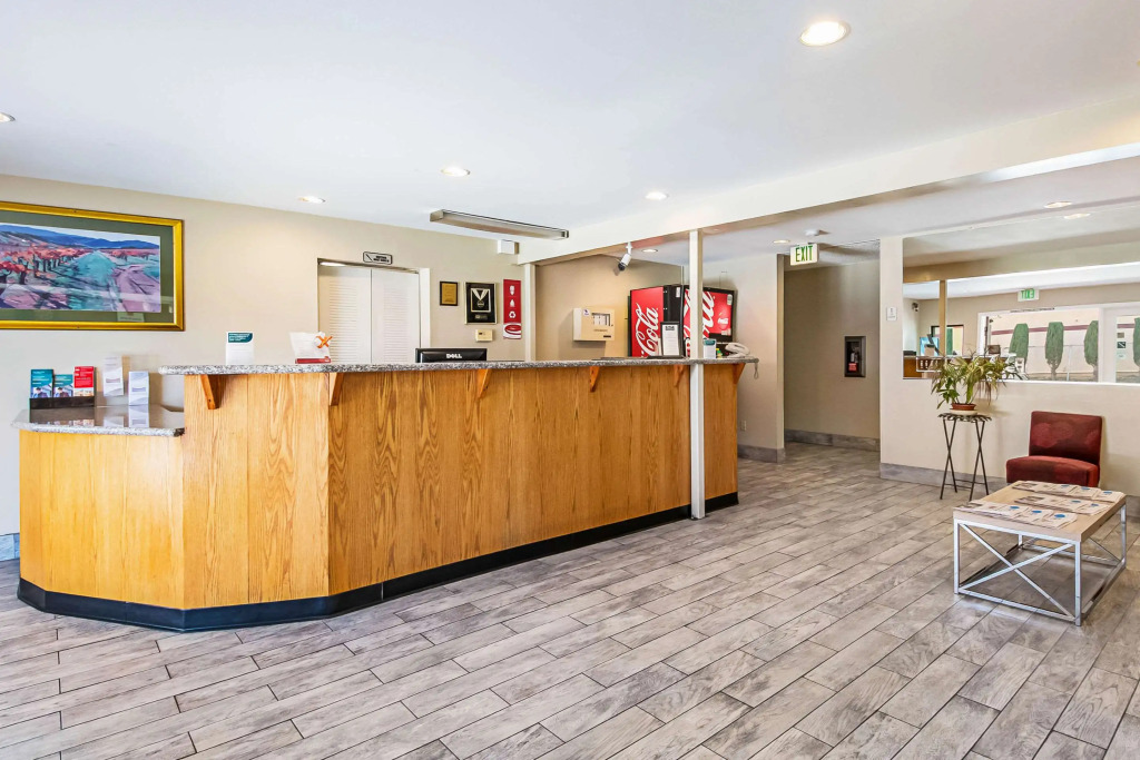 Sutter Inn