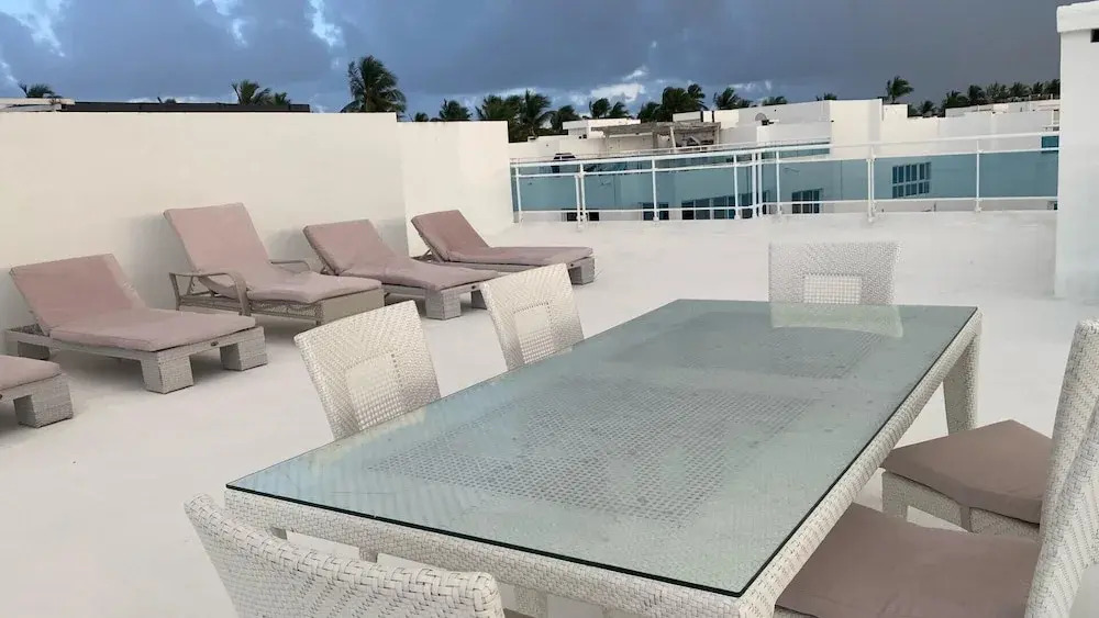 Penthouse With Rooftop and Pool & Beach Access