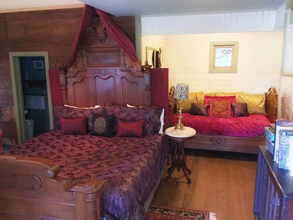 The Baines House Inn