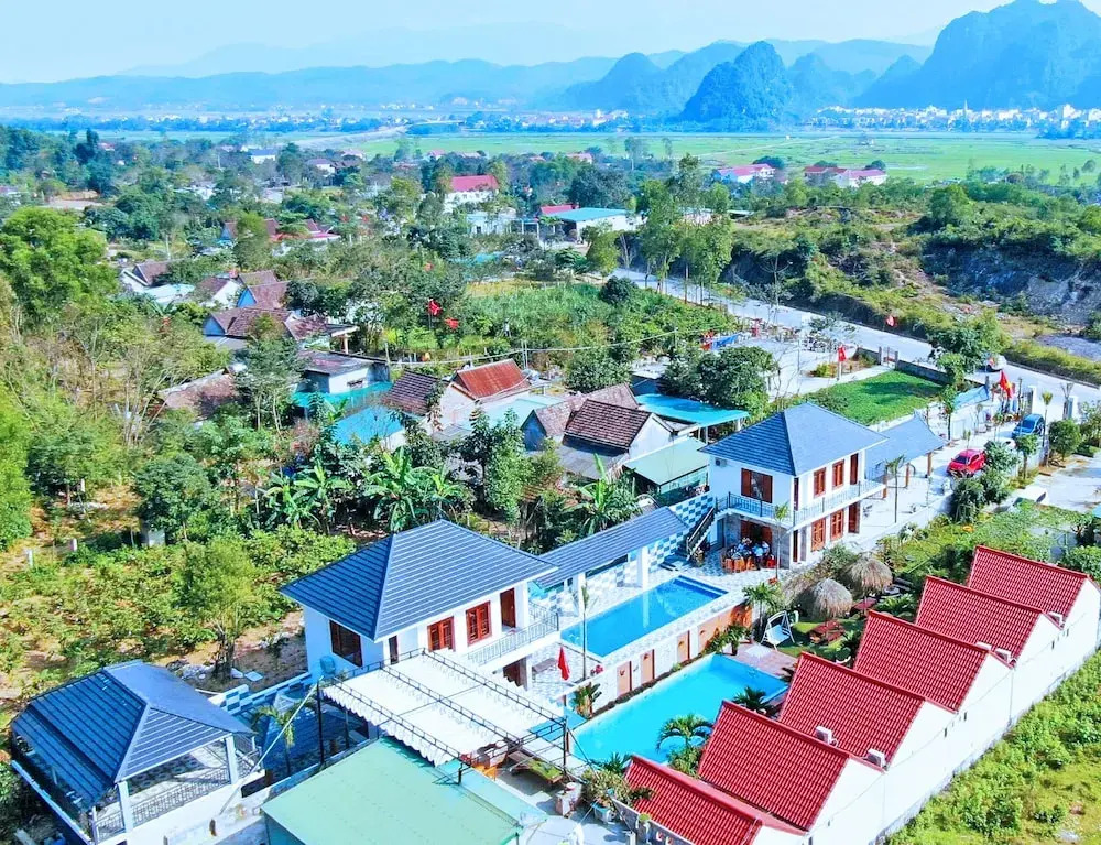 The Hill Villas