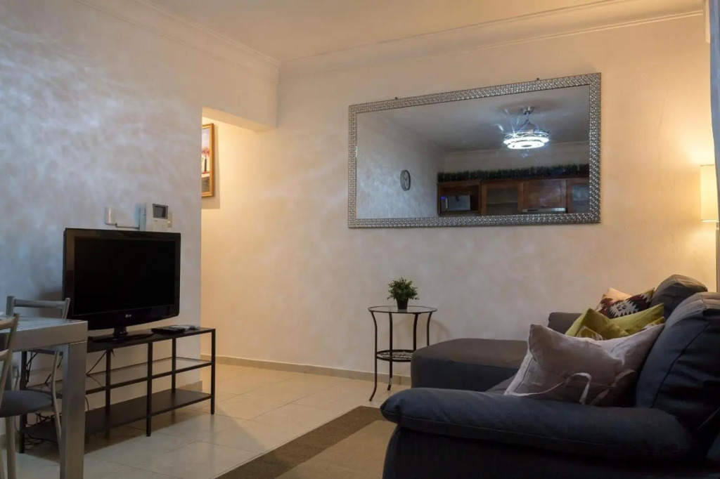 J. B Apartamentos