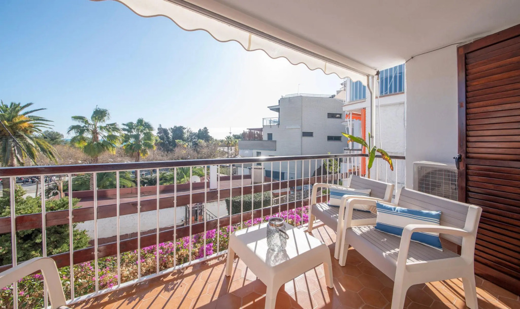 TH123-ApartmentCalaRomana