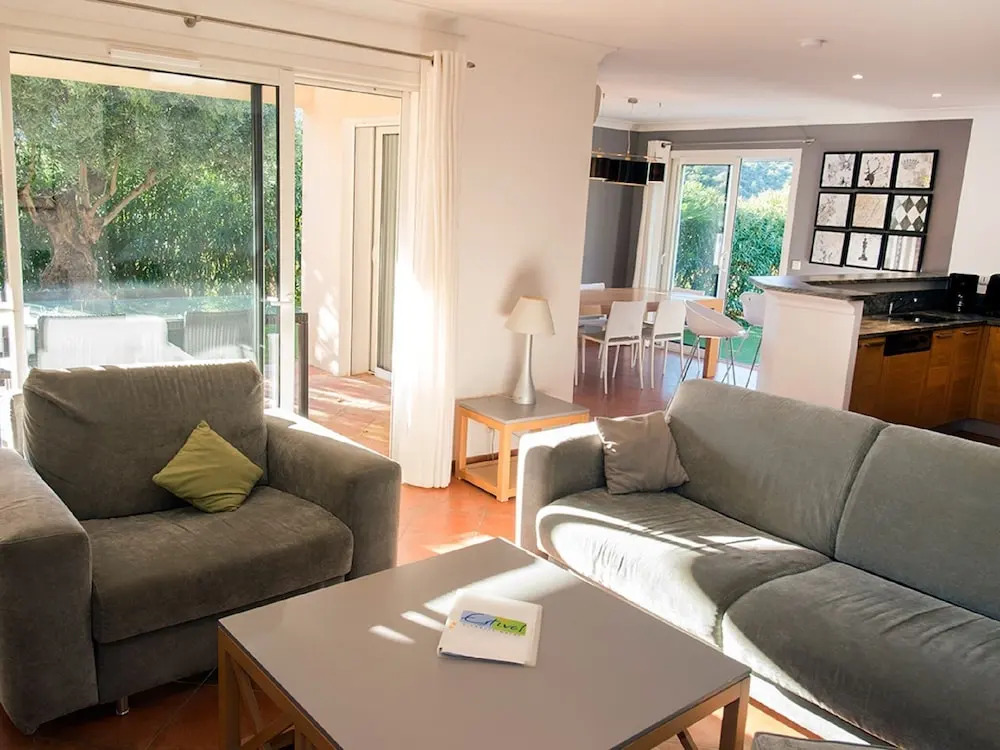 Detached Villa With Swimming Pool, Only 1 km. From the sea