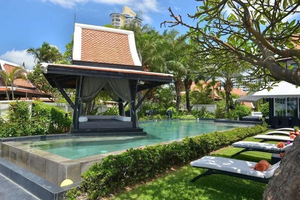 Luxury 5 Stars Beach Villa 6 Beds