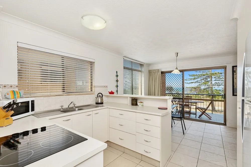 Tradewinds Apartment 3