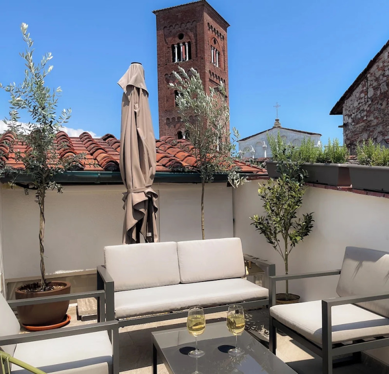Lucca Old Town Apartment