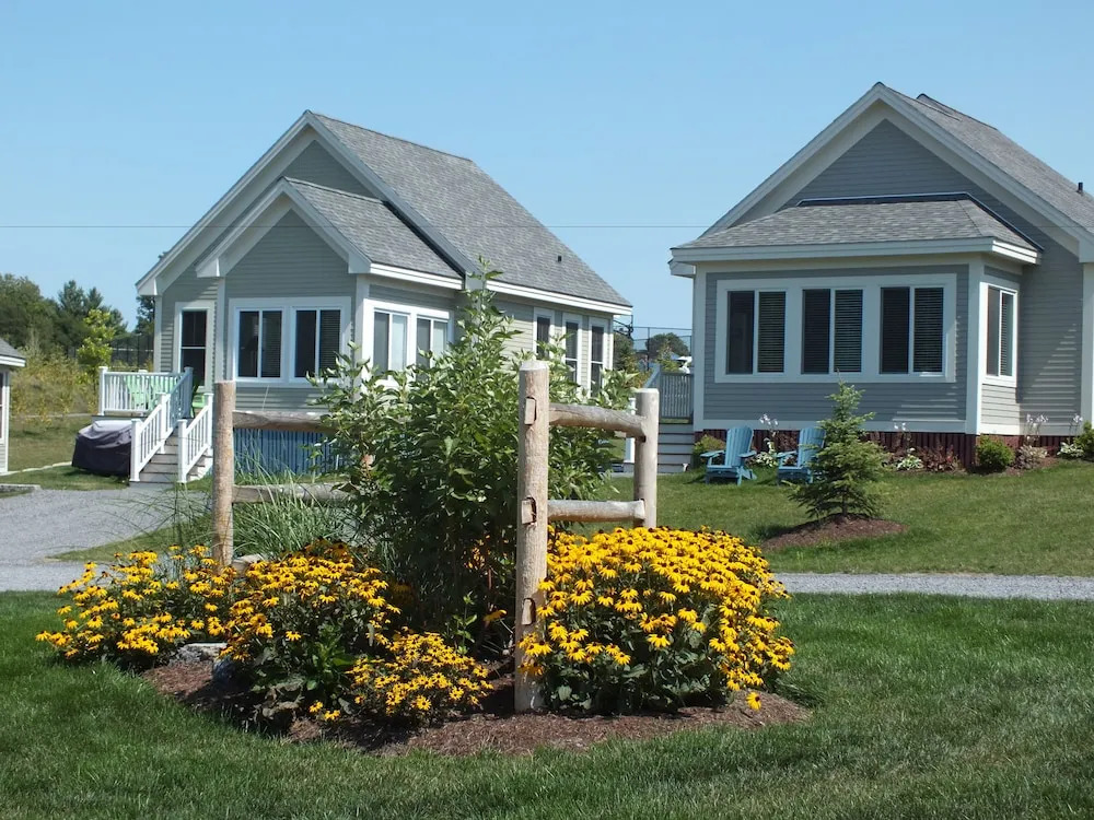 Sandbanks Summer Village Cottages